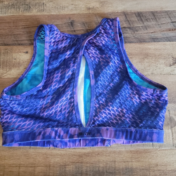 Peloton x Grateful Dead sports bra - Picture 4 of 6